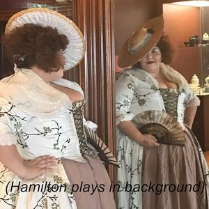 Meet your Posher, Mina